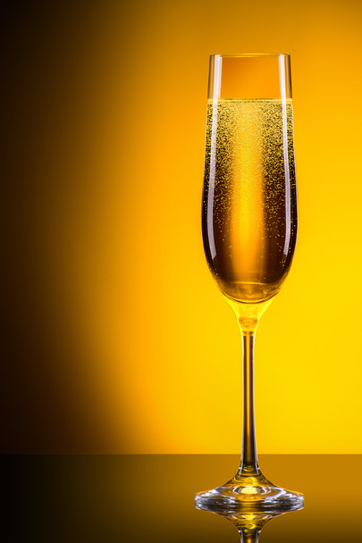 luxury glass of champagne - Foto, afbeelding