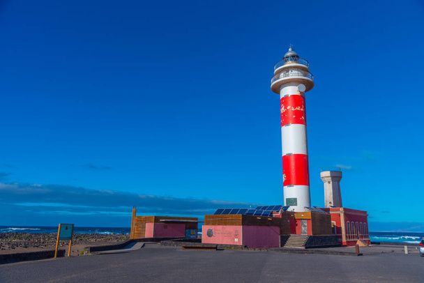 El Toston Lighthouse near El Cotillo village at Fuerteventura, Canary islands, Spain. - Foto, Bild