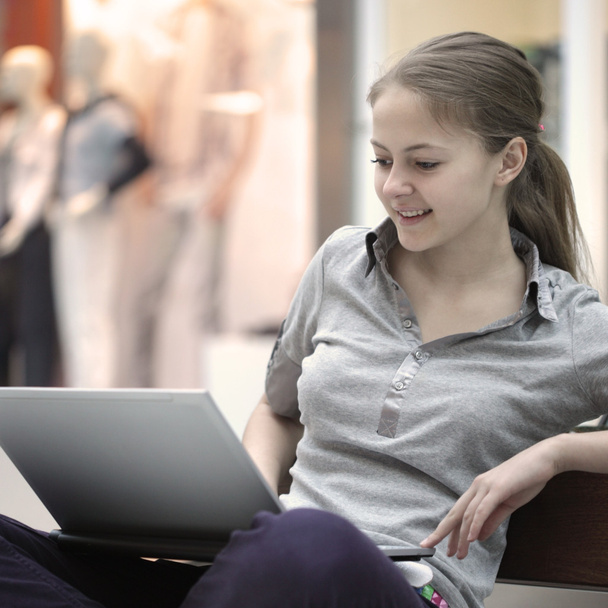 Girl with laptop - Zdjęcie, obraz
