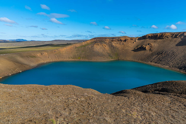 Lake inside of Viti crater on Iceland - Zdjęcie, obraz