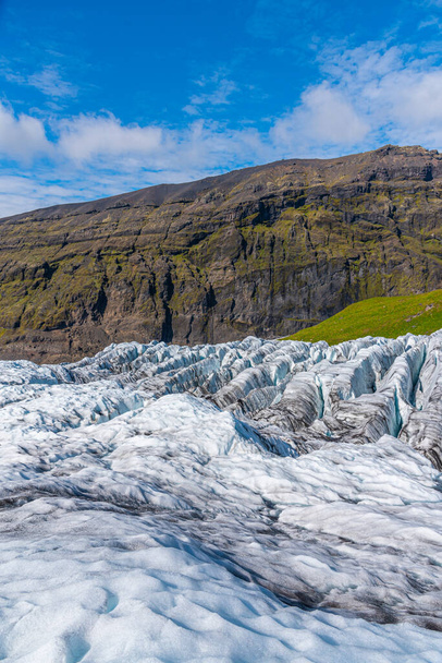 Svinafellsjkull Glacier on Iceland during sunny day - Φωτογραφία, εικόνα