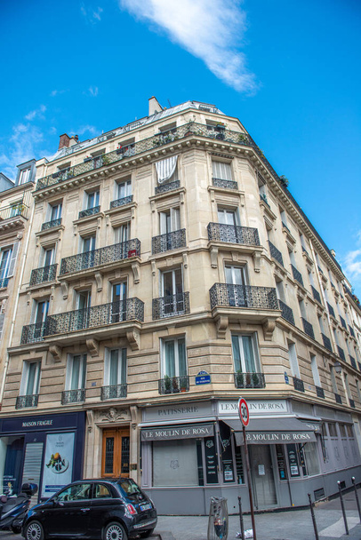 Parisian corner in rue de Turenne - Fotó, kép