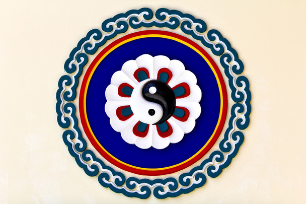 πολύχρωμο yin-yang σύμβολο - Φωτογραφία, εικόνα