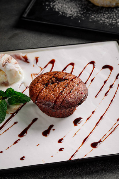 Chocolate fondant dessert - Foto, Imagem