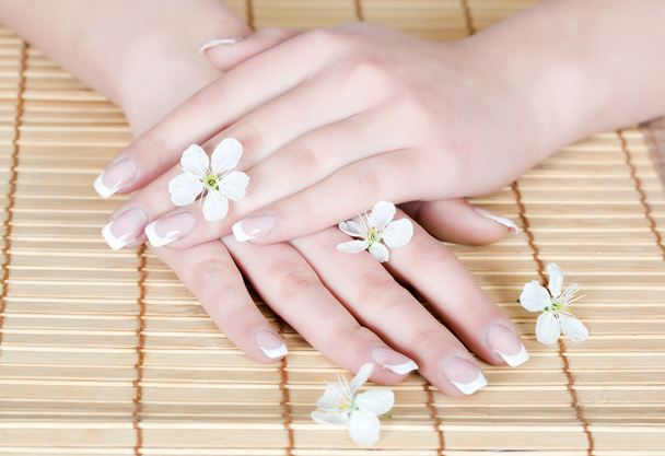 τα νύχια με λουλούδι - Φωτογραφία, εικόνα