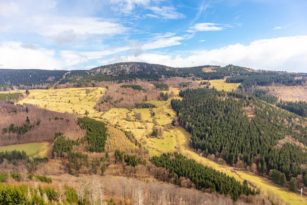 Passeio de primavera pela Floresta da Turíngia perto de Floh-Seligenthal - Turíngia - Alemanha - Foto, Imagem