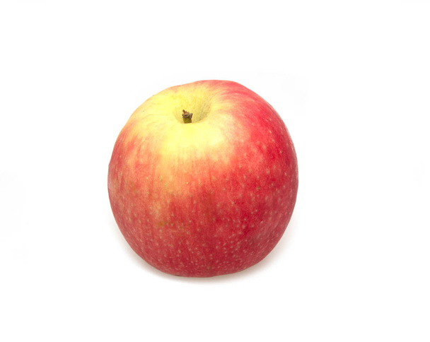 An apple isolated on white. With clipping path - Fotoğraf, Görsel