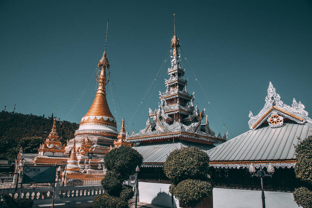 Wat Chong Klang en Mae Hong Son, Tailandia
 - Foto, imagen