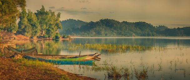 Lak Lake - Foto, Bild