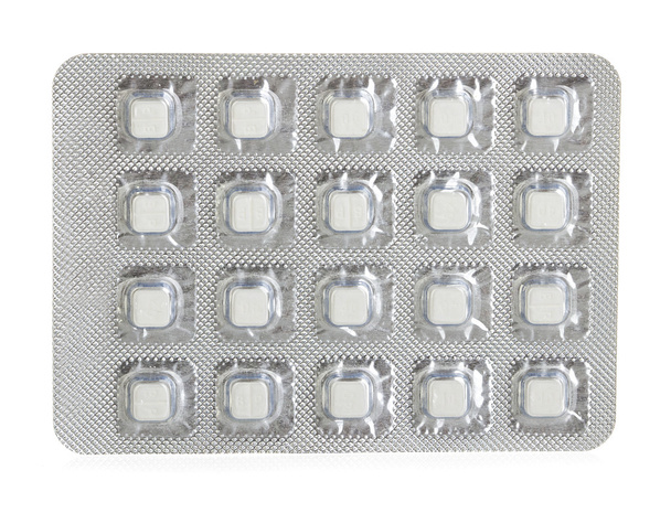 pastillas en blisters aislados sobre fondo blanco - Foto, Imagen