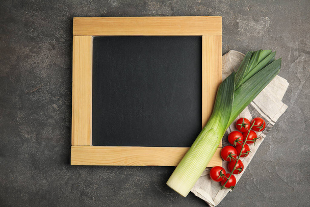 Blank chalkboard and fresh vegetables on grey table, flat lay with space for text. Cooking Classes - Fotografie, Obrázek