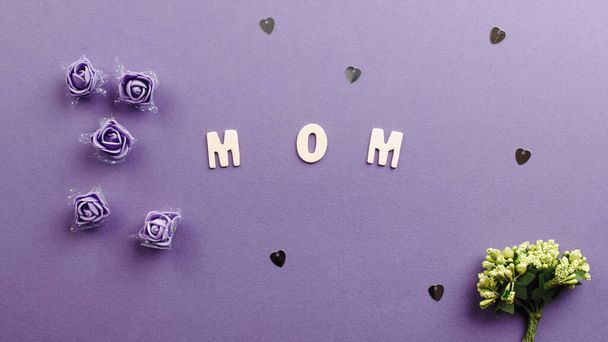 Composition mom word for Mothers Day - Foto, Imagen
