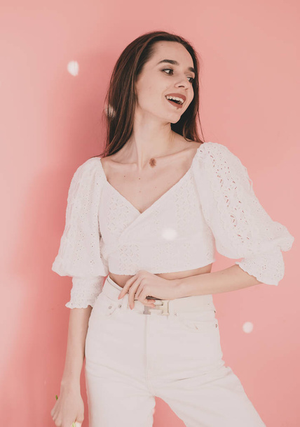 Woman model appearance smiling on pink background - Valokuva, kuva