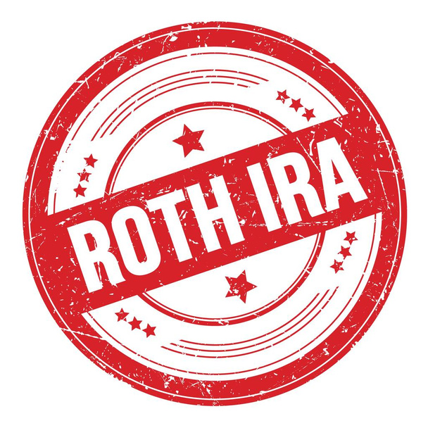 ROTH IRA Text auf rotem rundem grungy Texturstempel. - Foto, Bild