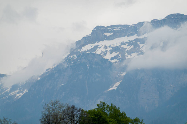 Increíble vista desde el Monte Harder Kulm en Suiza. paisajes impresionantes - Foto, Imagen