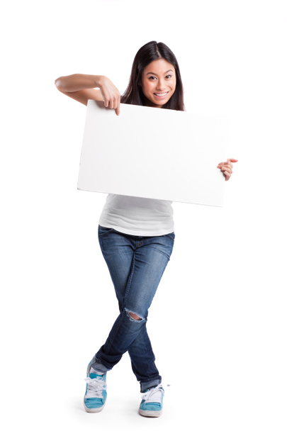 Mulher asiática com cartaz em branco
 - Foto, Imagem