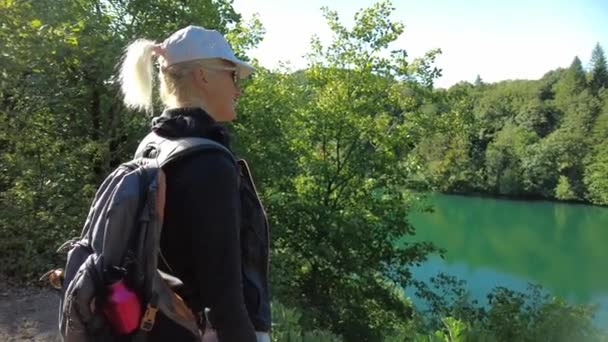 Jezioro Proscansko w Parku Narodowym Jeziora Plitwickie - Materiał filmowy, wideo
