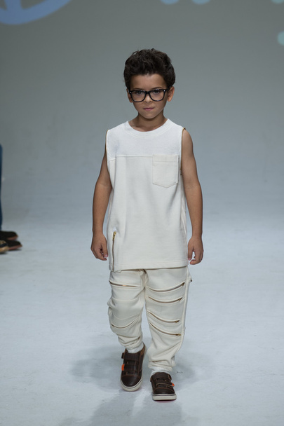 Dillonger Clothing preview at petite PARADE Kids Fashion Week - Zdjęcie, obraz