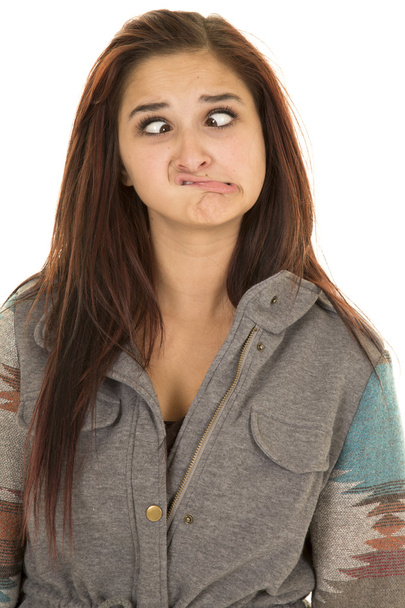Vrouw met een grappige uitdrukking op haar gezicht - Foto, afbeelding