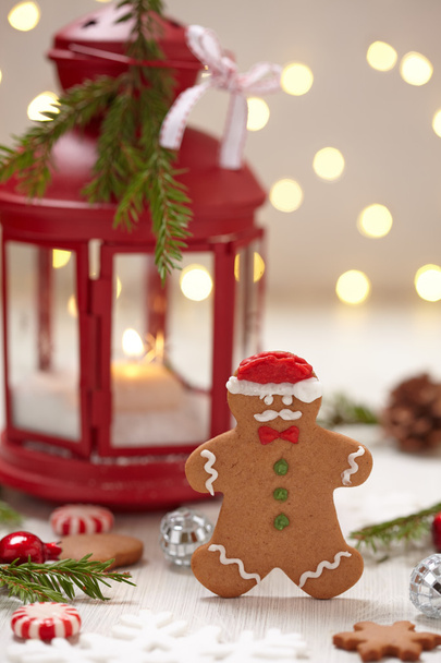 Christmas Decorations with Gingerbread cookie man - Foto, Bild