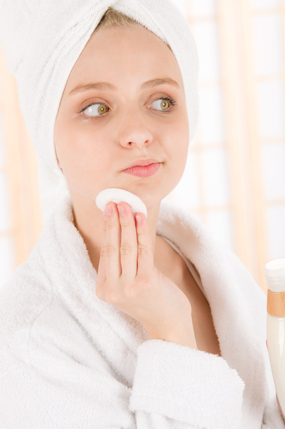 Acne facial care teenager woman clean skin - Foto, Imagem