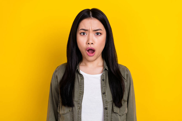 Photo of amazed negative mood female have argument misunderstanding with boyfriend isolated on yellow color background - Фото, изображение