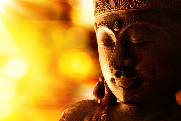 Statua buddha in bronzo
 - Foto, immagini