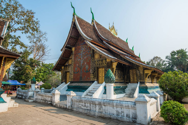 Wat Xieng Thong um templo icônico em Luang Prabang, a cidade património mundial da UNESCO no centro norte do Laos. - Foto, Imagem
