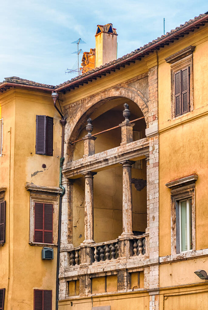 Scenic ancient balcony in Corso Vannucci, main street of Perugia, Italy - Photo, image