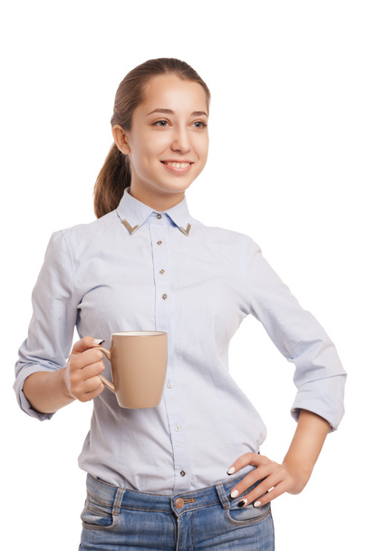 Geschäftsfrau mit Tasse isoliert über Weiß - Foto, Bild