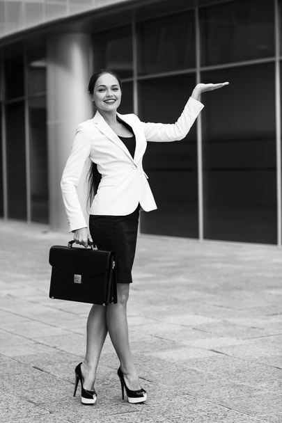 Mujer de negocios sonriente
 - Foto, imagen