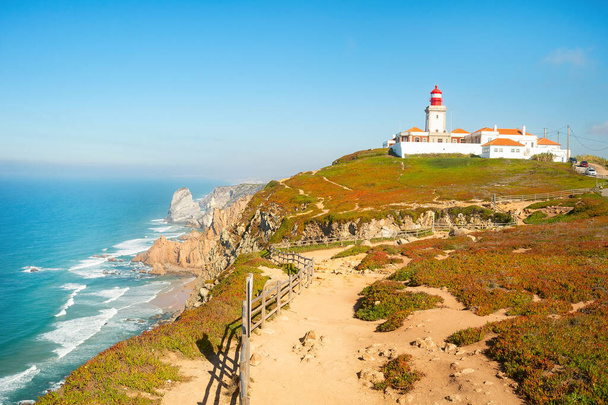 Sunshine seascpe with Cabo da Roca lighthouse view, Portugal - Fotoğraf, Görsel