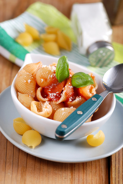 pasta met tomatensaus - Foto, afbeelding