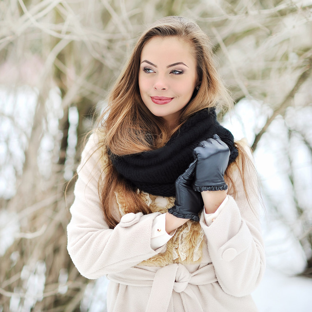 Sensual young girl portrait in winter - Photo, Image