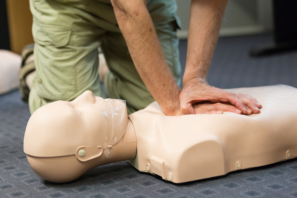 Séminaire sur les premiers soins CPR
. - Photo, image