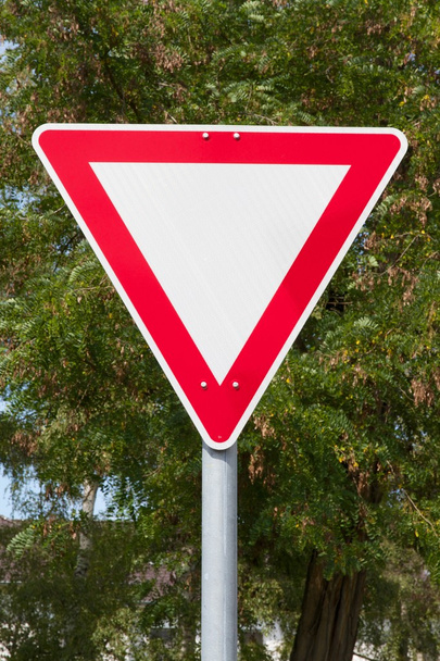 Německý silniční znamení: dát tak - Fotografie, Obrázek