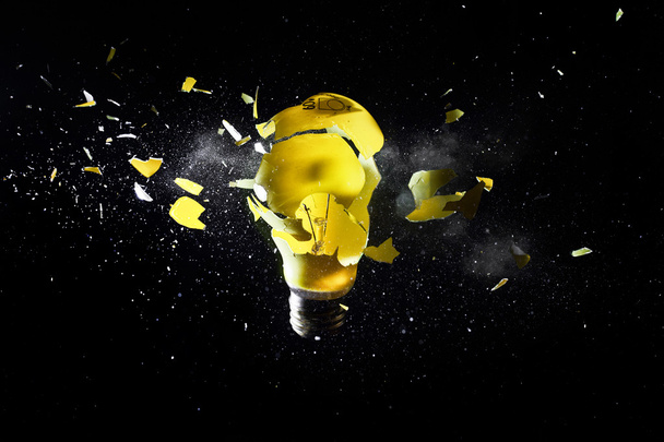 bulb explosion - Valokuva, kuva