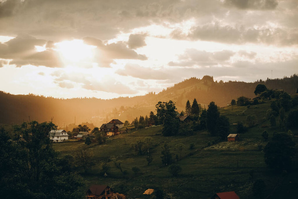 Mountain summer landscape at sunset. Beautiful mountain landscape. Travel to the mountains in summer. - Fotografie, Obrázek