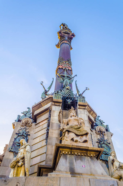 View of the monument a colom in Barcelona, Spain - Zdjęcie, obraz