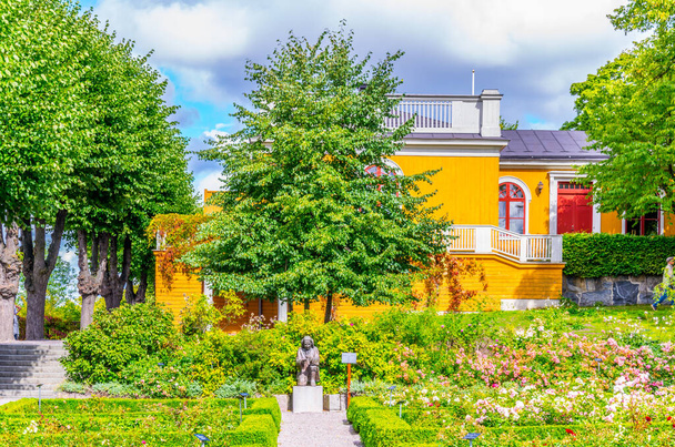 View of a mansion in the skansen museum in Stockholm - Foto, Imagen