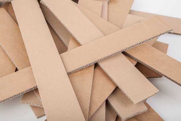 A stack of cardboard forms made of corrugated cardboard - Foto, Imagem