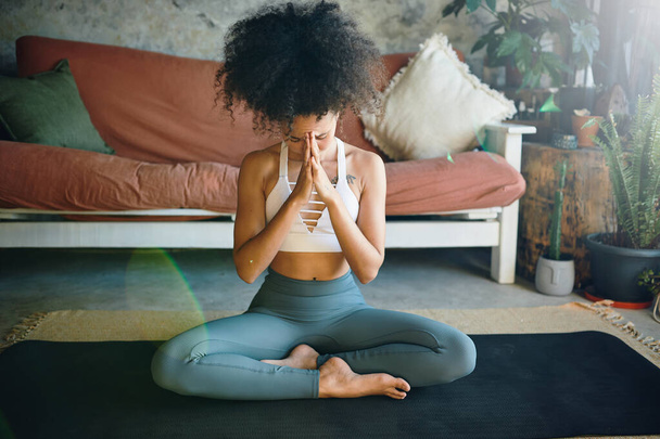I meditate because it keeps me sane - Fotó, kép