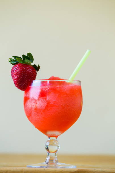 Strawberry Margarita at Bar - Zdjęcie, obraz