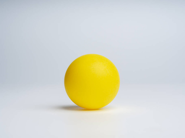 Imágenes, de Bola amarilla, fotos e imágenes de stock de Bola amarilla