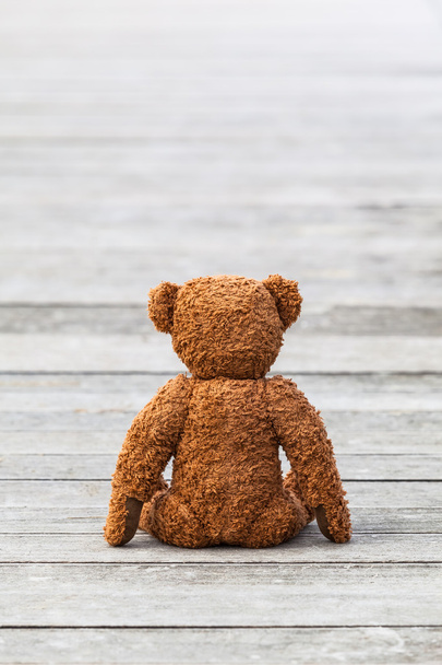 eenzame teddy bear - Foto, afbeelding