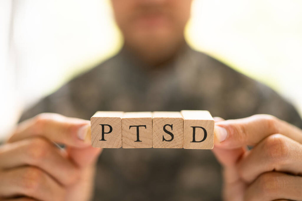 Army Military Soldier With PTSD Trauma Text - Фото, зображення
