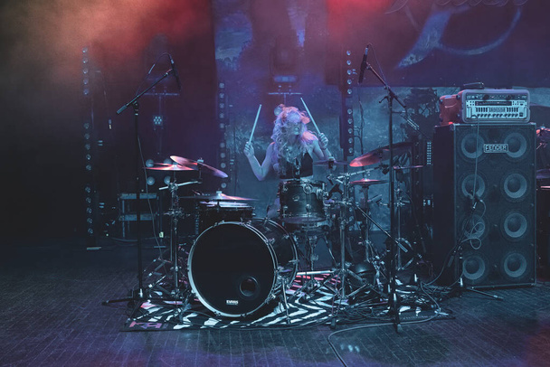 Plush treedt live op in Fillmore in Detroit, Michigan op 4-30-2022 - Foto, afbeelding