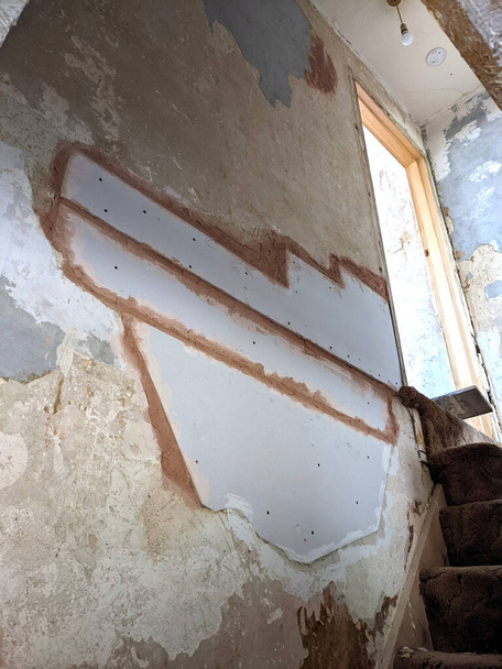 Réparation de murs et de planchers dans un projet de rénovation de bricolage - Photo, image
