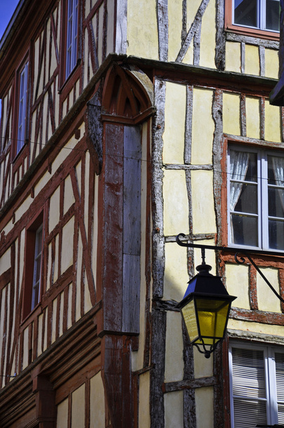Medieval building with lamp in Dinan - Photo, Image