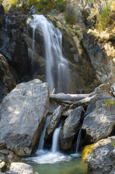 El Salto Waterfall, Sallent de Gallego in the Tena Valley, Huesca - Fotó, kép
